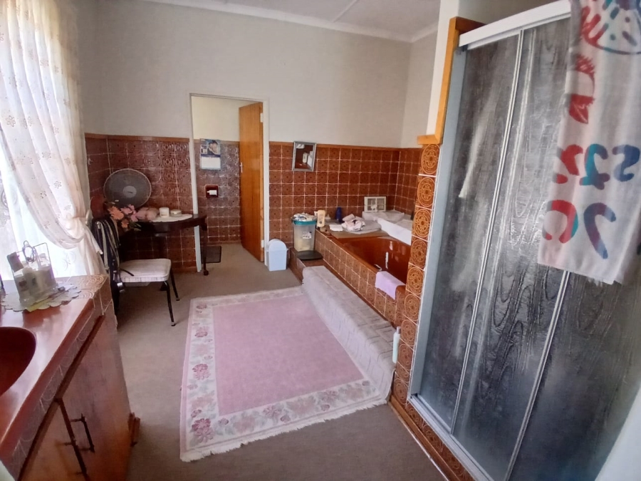 4 Bedroom Property for Sale in Kuruman Northern Cape